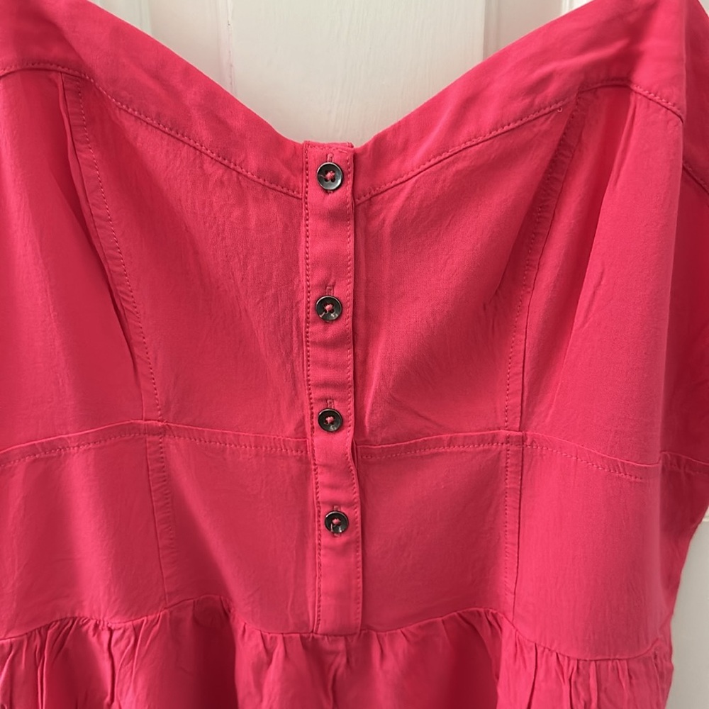 Express Dress - Picture 4 of 7